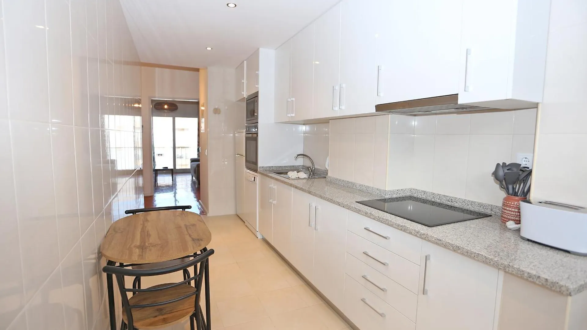 Y - Trindade Sun Guesthouse Lagos Gasthof