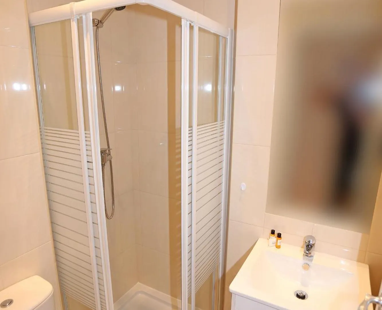 Y - Trindade Sun Guesthouse Lagos Gasthof